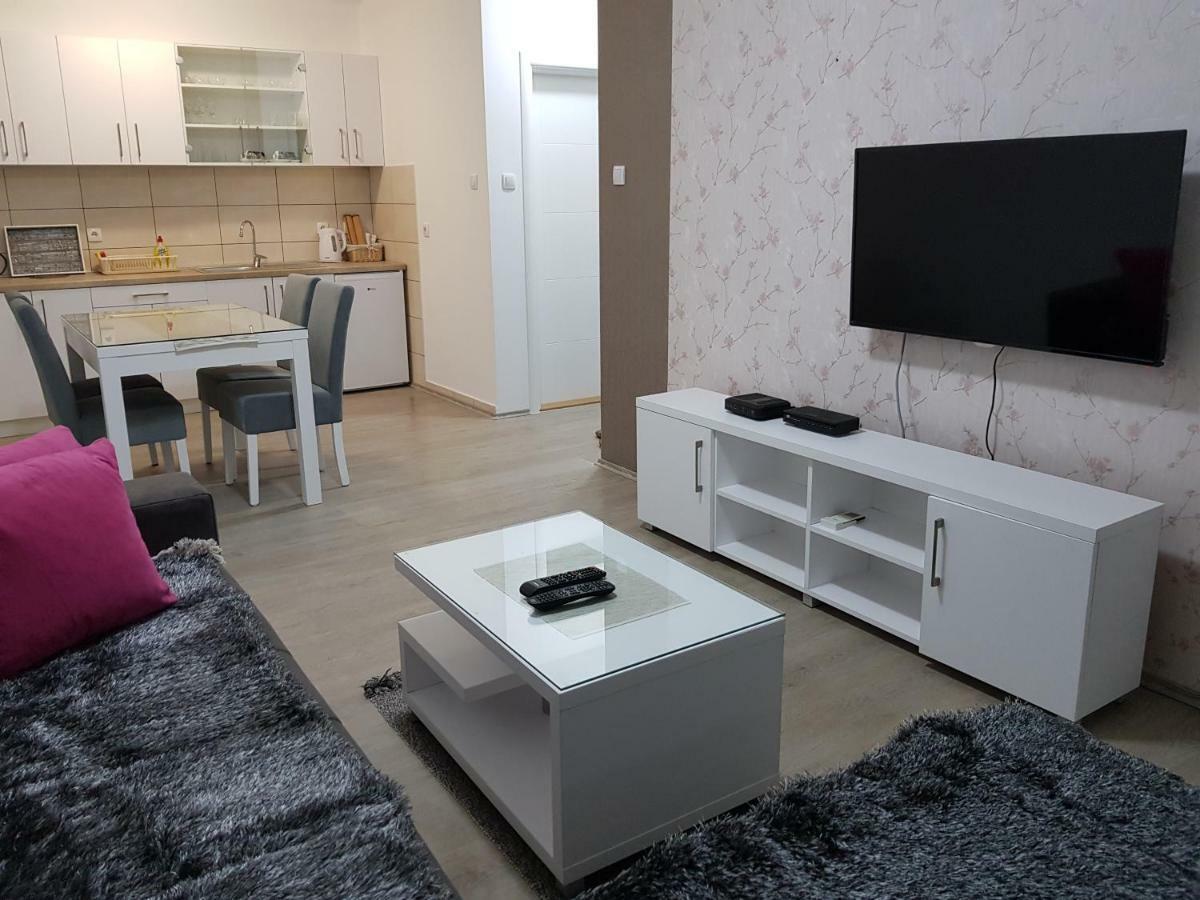 Apartment Gea 18 Novi Sad Exteriér fotografie