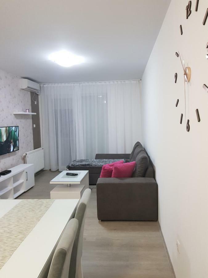 Apartment Gea 18 Novi Sad Exteriér fotografie
