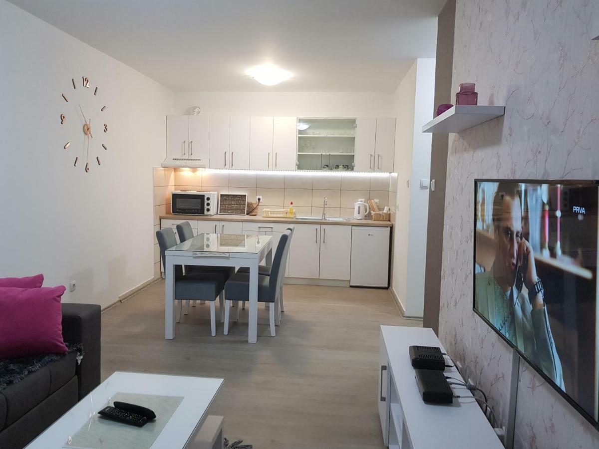 Apartment Gea 18 Novi Sad Exteriér fotografie